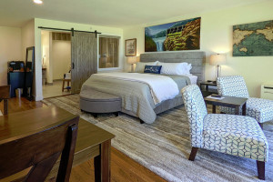Domaine Madeleine Luxury Hotel - Port Angeles